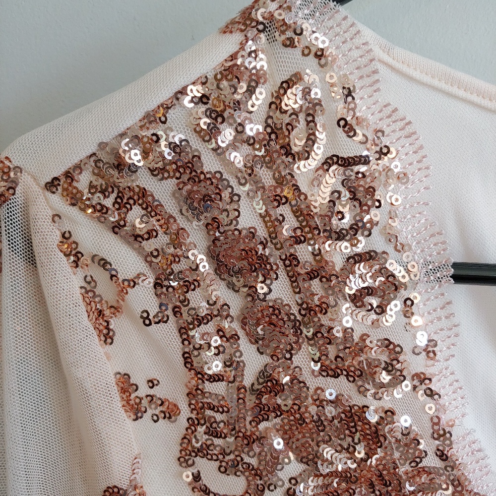 Clothes - Picture 4 of 5